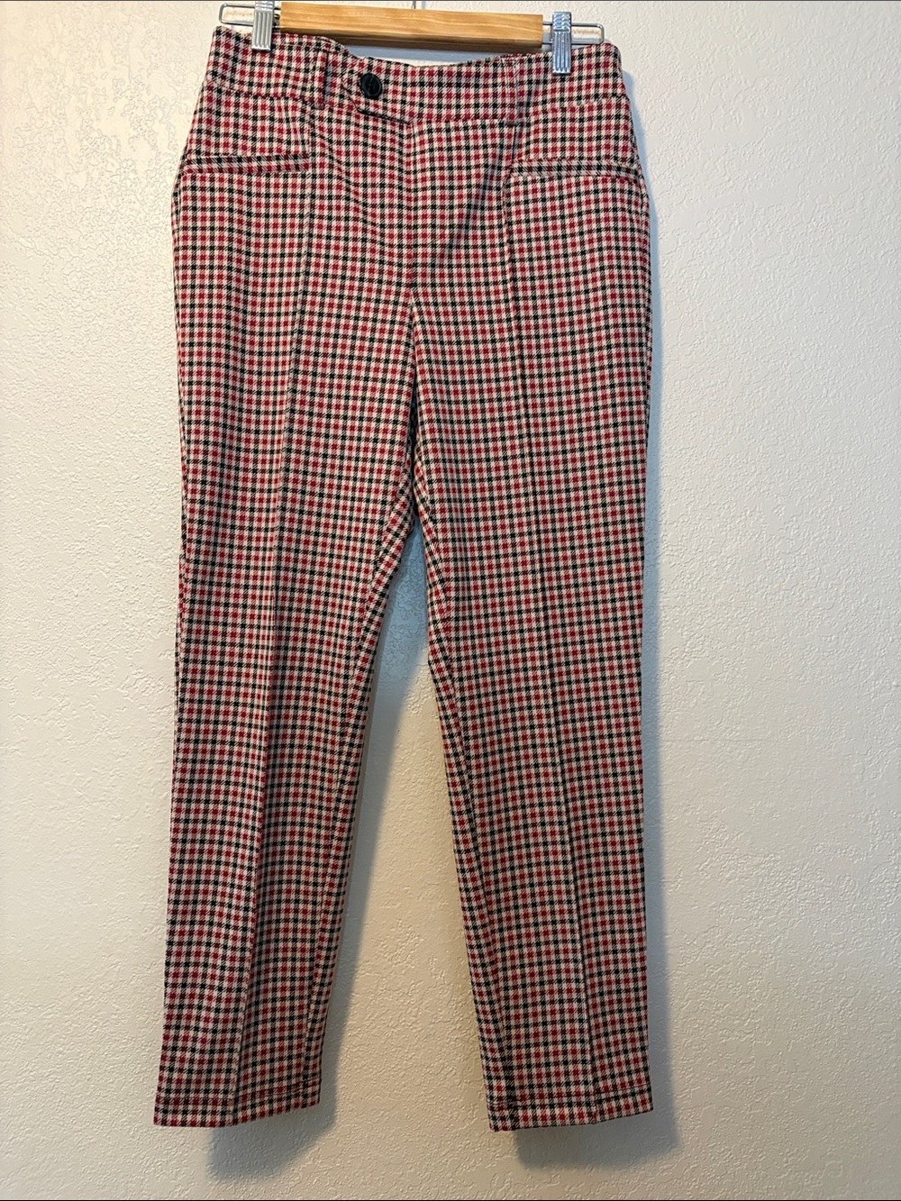 SoHo mod plaid pants size M